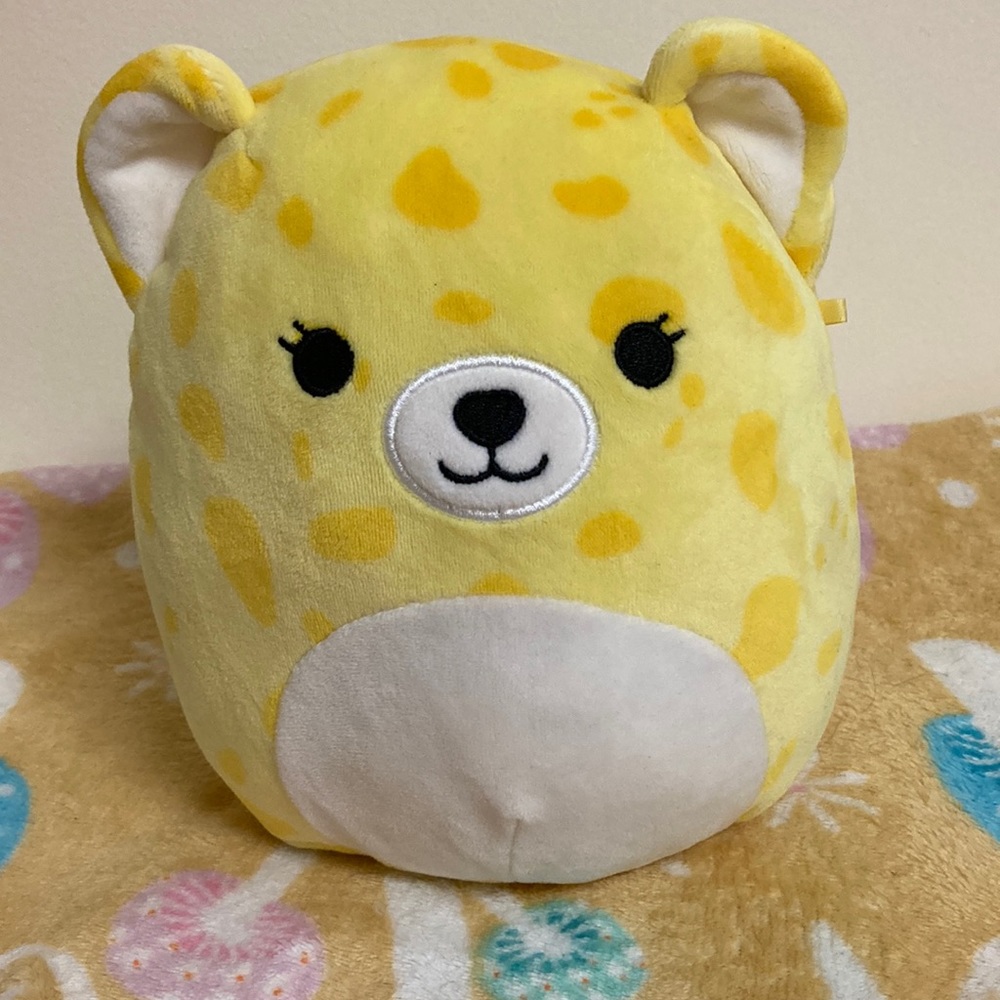 Cheetah squishmallow